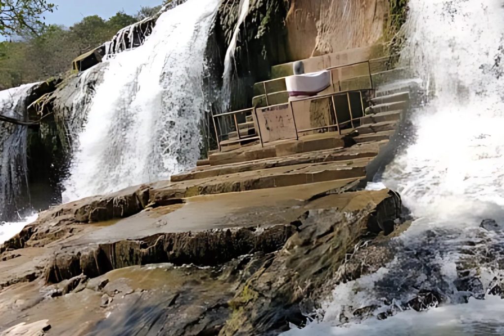 Kaigal-Waterfalls