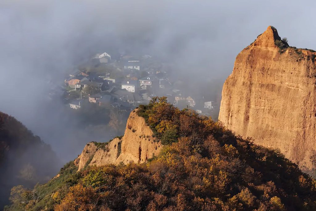 top monsoon places in india