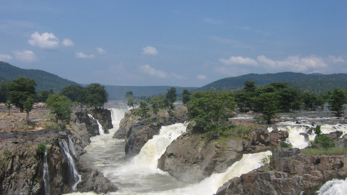 Hogenakkal Falls – Tamil Nadu