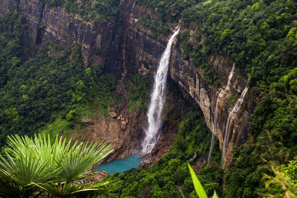 Nohkalikai Falls – The Biggest Waterfall in India